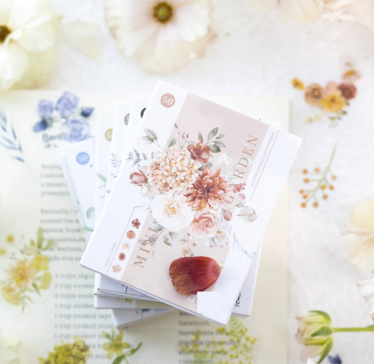 Cajita de 50 Stickers Flores transparentes