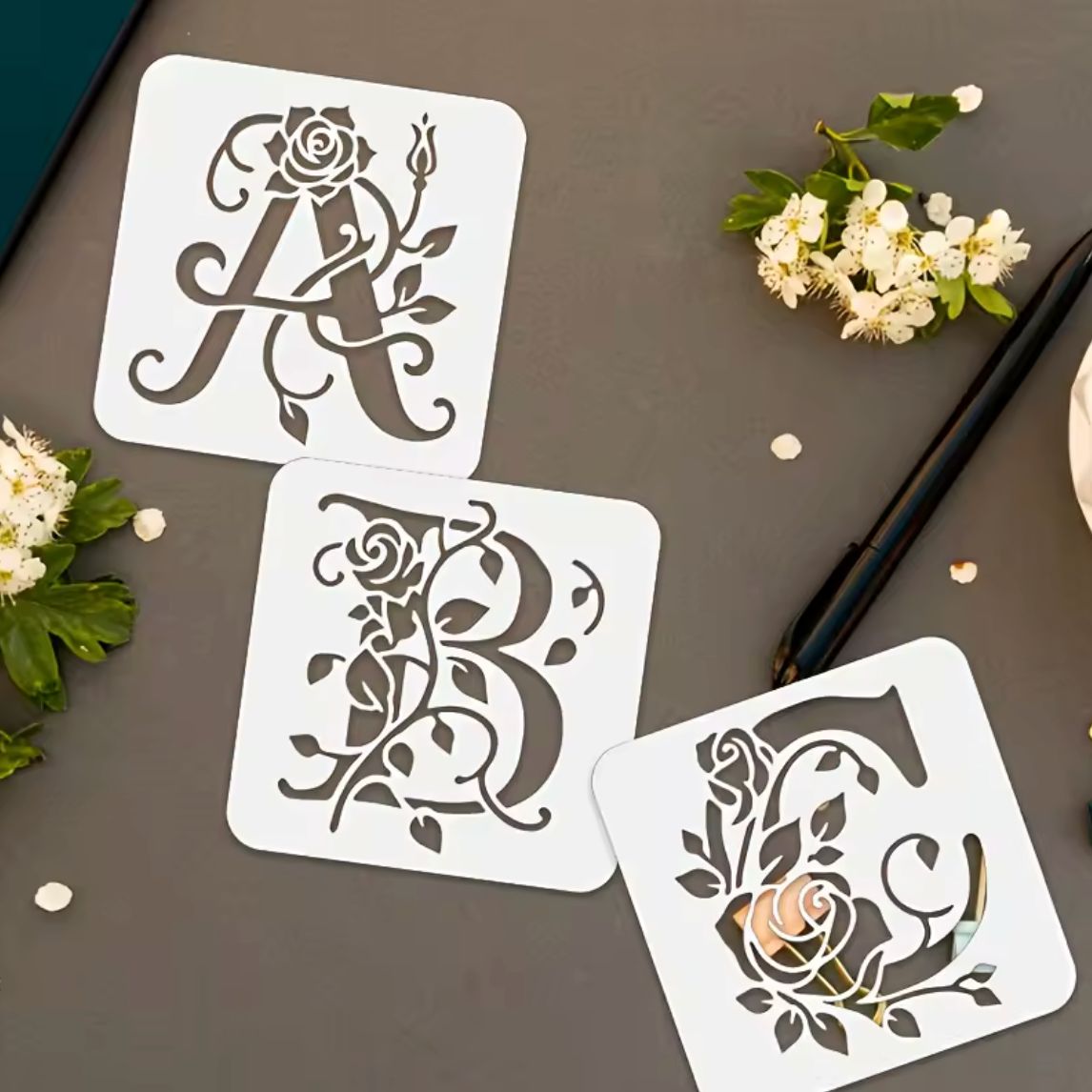 36 Stencils Letras & Numeros