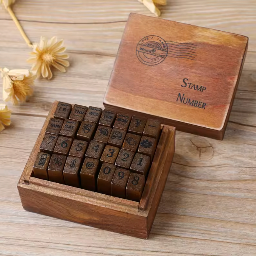 Caja de Sellos de madera Alfabeto