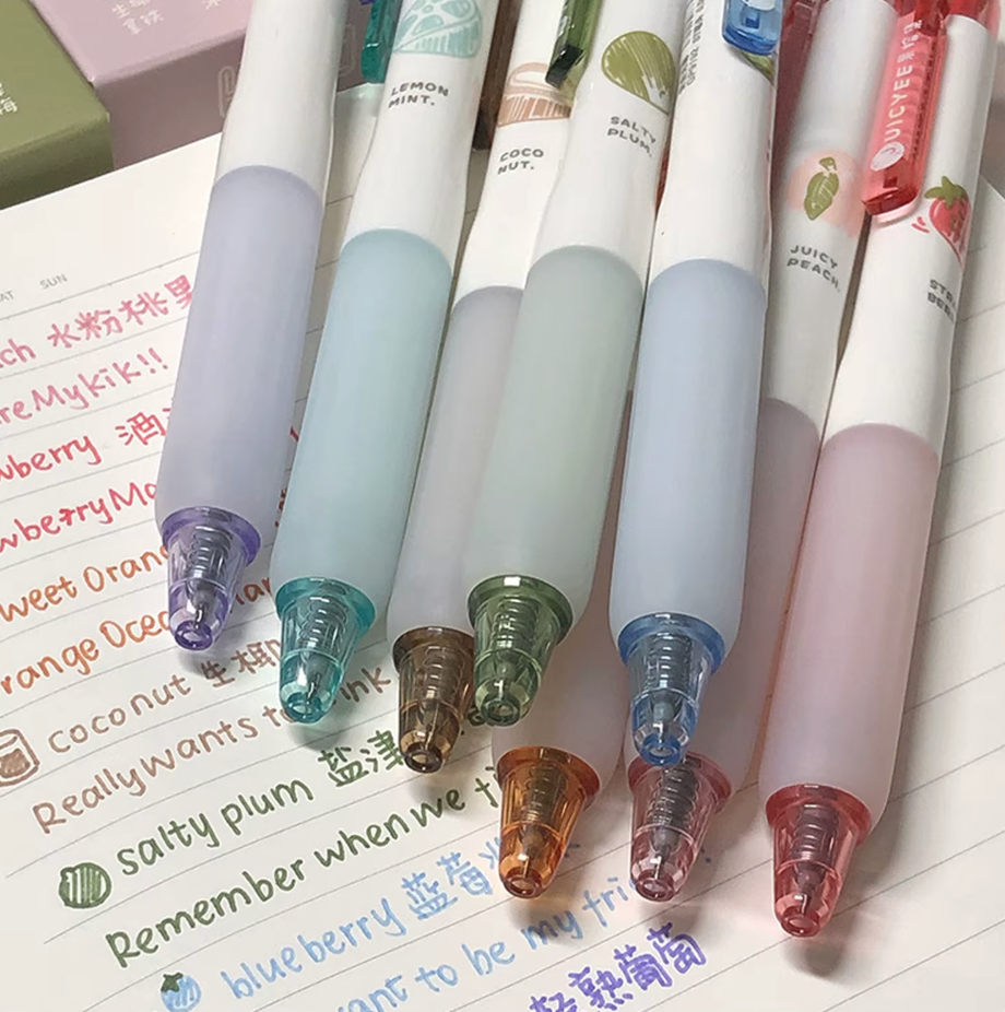 4 Plumas con aroma de fruta